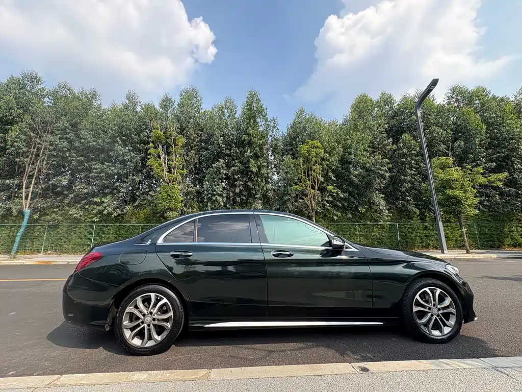 Mercedes-Benz C-Class — миниатюра 29