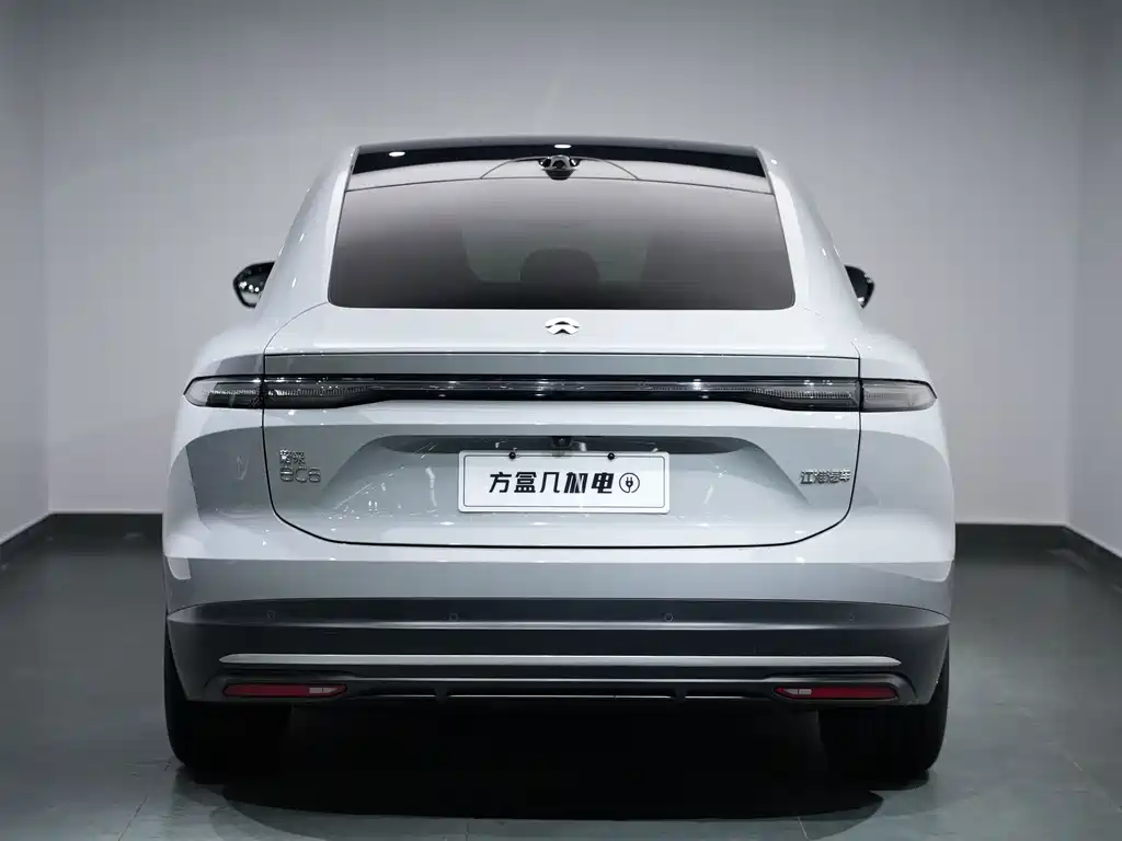 NIO EC6 — миниатюра 5