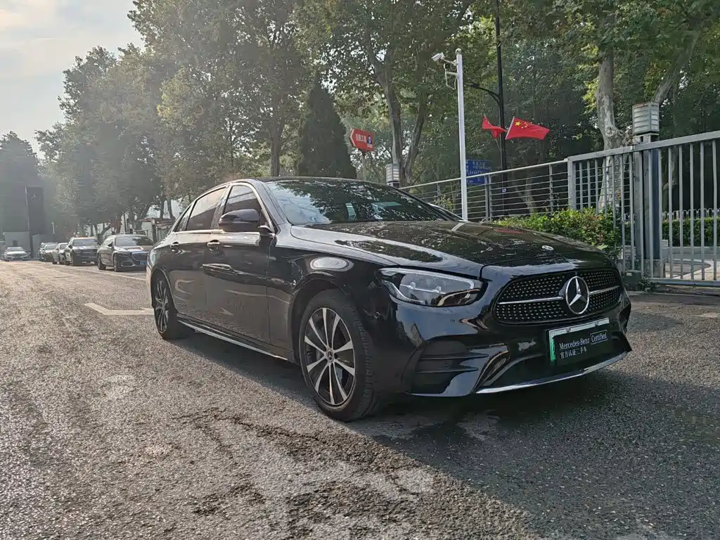 Mercedes-Benz E-Class New Energy — миниатюра 2