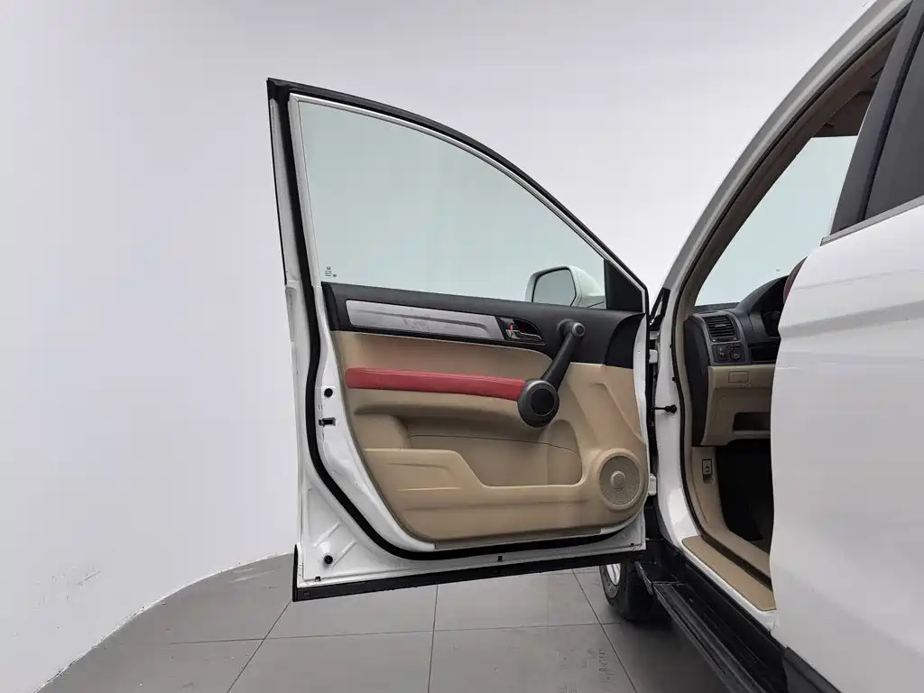 Honda CR-V — миниатюра 8
