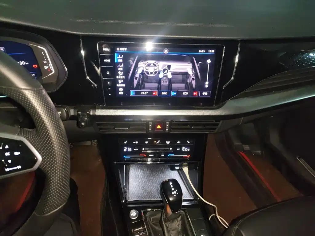Volkswagen Passat PHEV — миниатюра 6