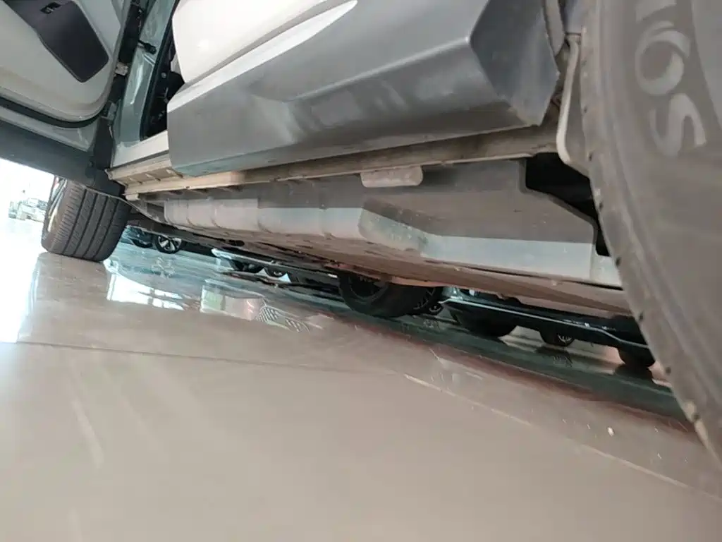 BYD PLUS New Energy — миниатюра 22