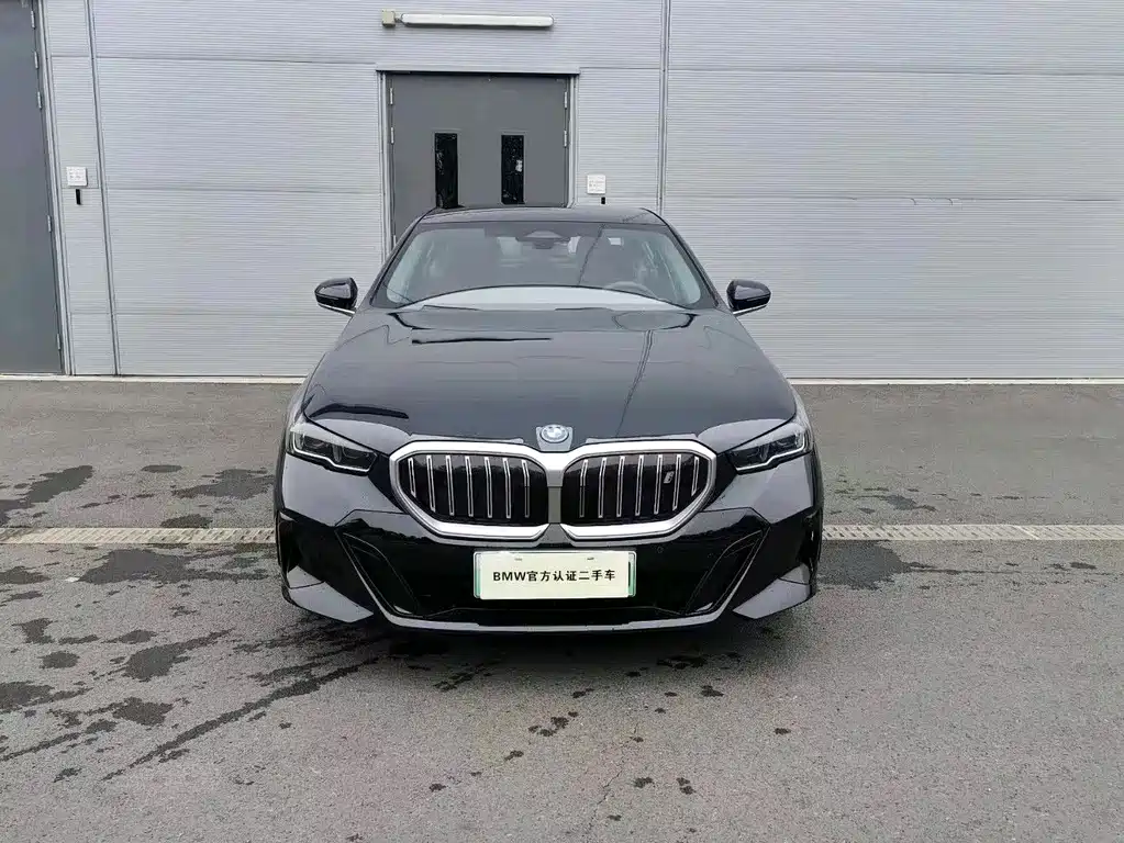 BMW i5 — миниатюра 2