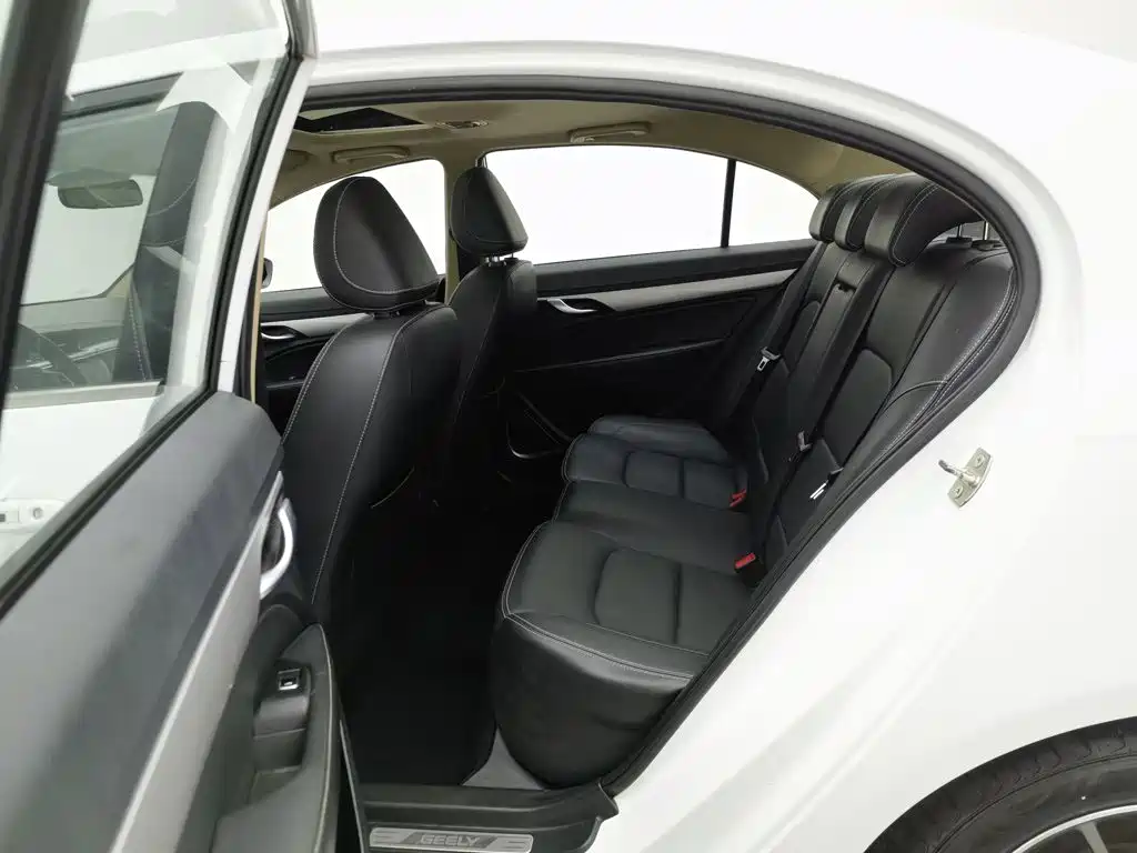 Geely Emgrand — миниатюра 15