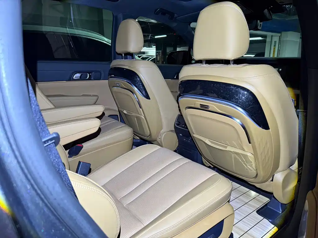 Li Auto Li ONE — миниатюра 8