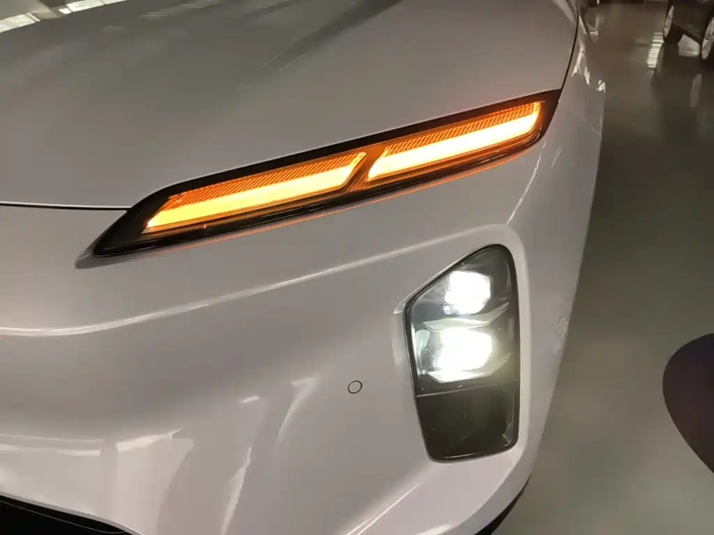NIO ET5T — миниатюра 24