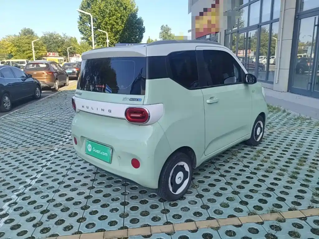 Wuling MINIEV — миниатюра 7