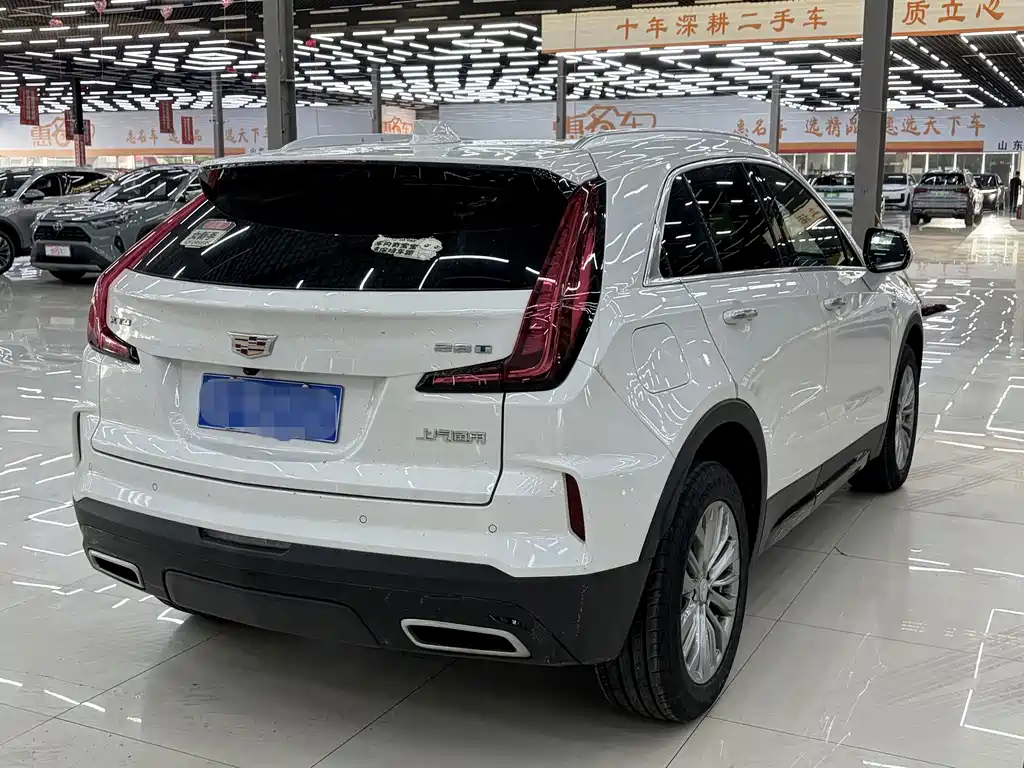 Cadillac XT4 — миниатюра 9