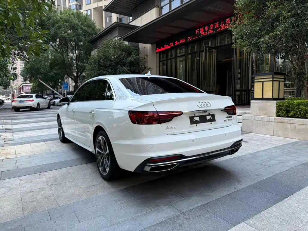 Audi A4L — миниатюра 5