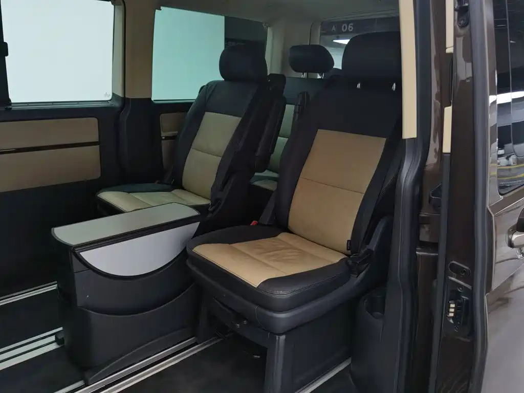 Volkswagen Multivan — миниатюра 15
