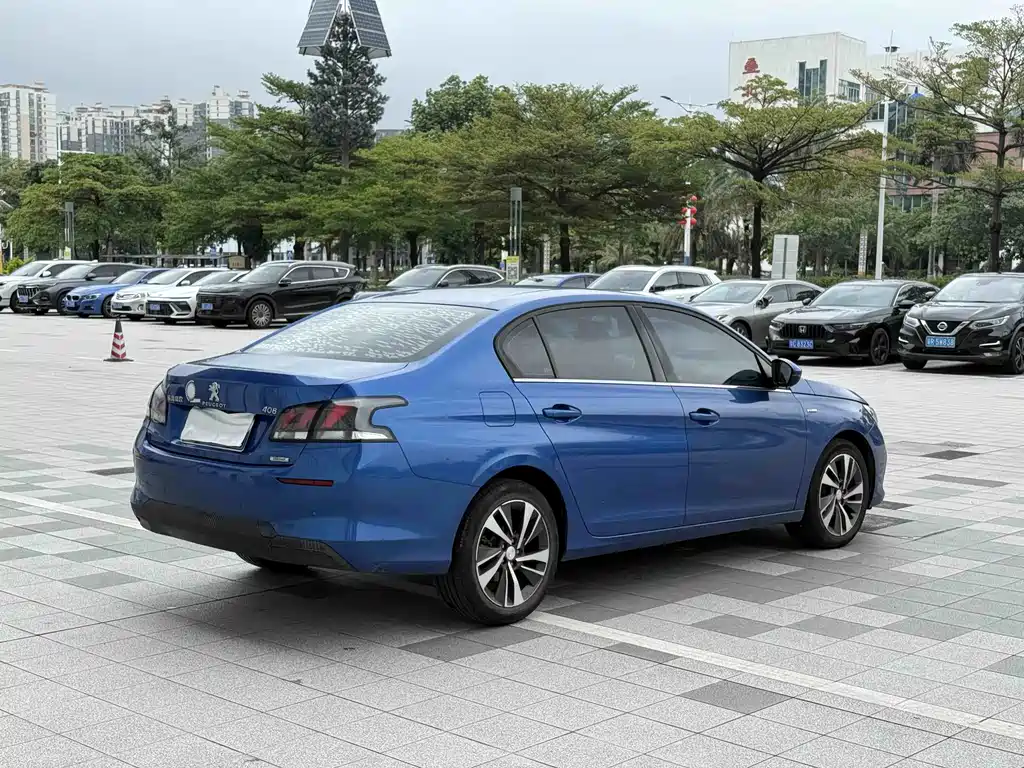 Peugeot 408 — миниатюра 3
