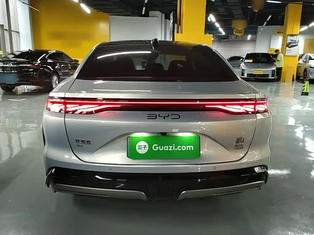 BYD Han L — миниатюра 6