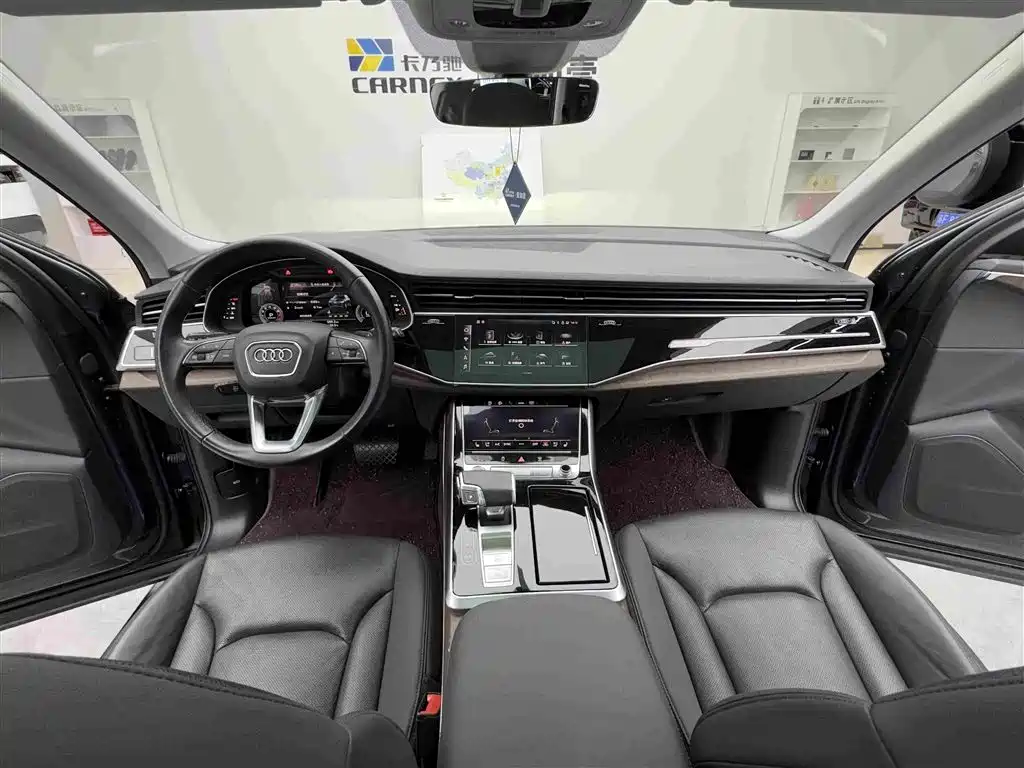 Audi Q7 — миниатюра 9