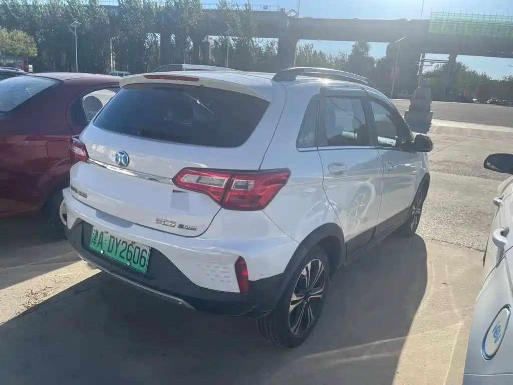 BAIC New Energy EC5 — миниатюра 5