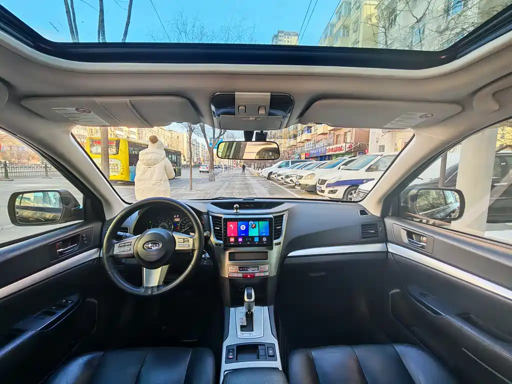 Subaru Legacy 2.0i Luxury Edition, фото 8