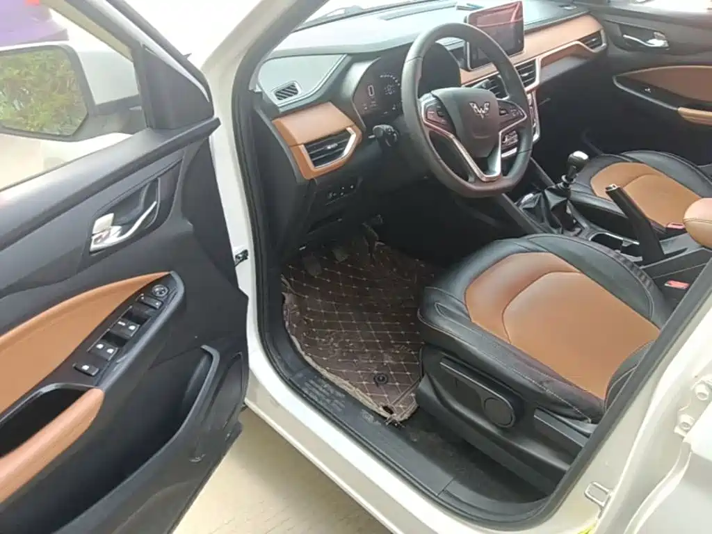 Wuling Hongguang S3 — миниатюра 16