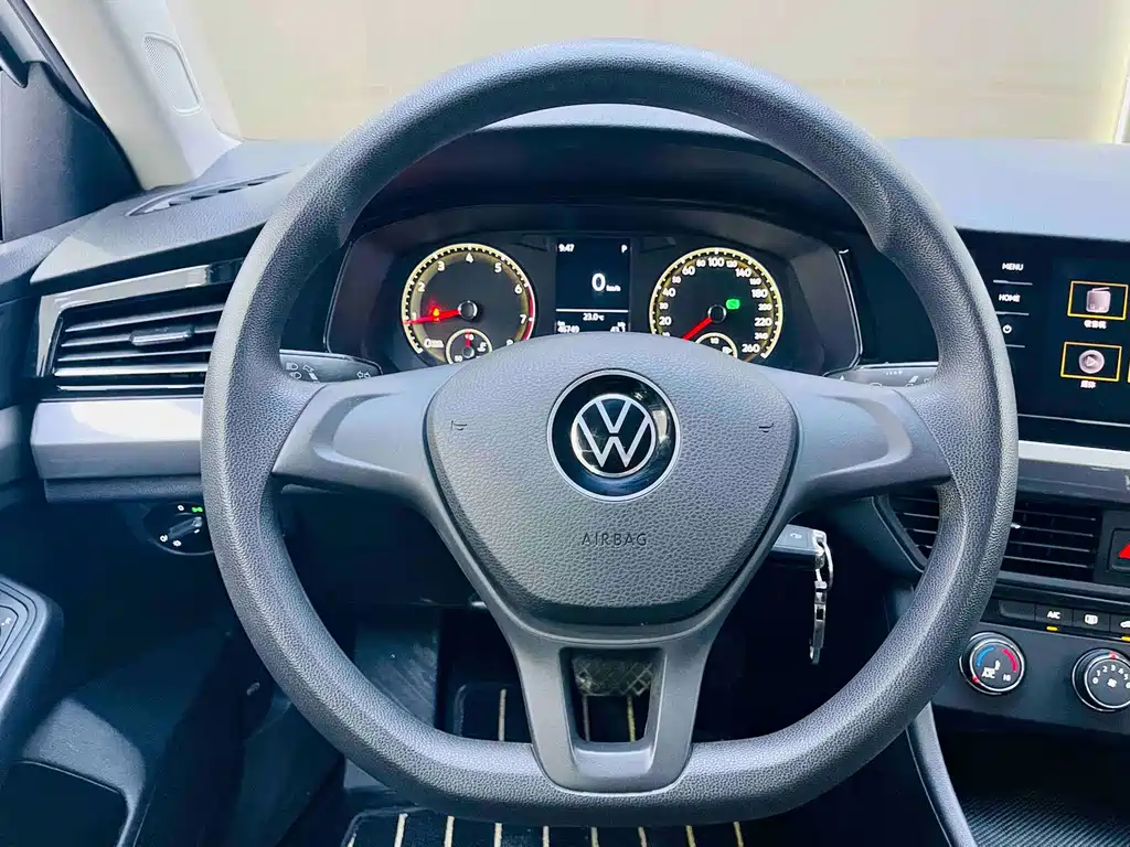 Volkswagen Bora 2021 1.5L AT Fashion Smart Connect