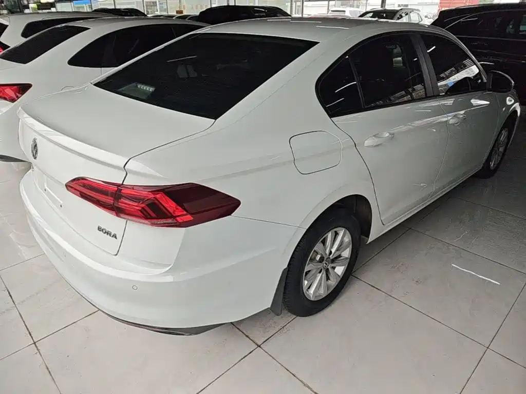 Volkswagen Bora 2020 1.5L AT Fashion