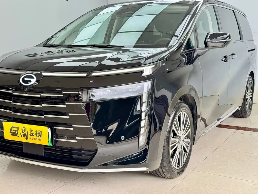 GAC Motor Trumpchi E8 PHEV — миниатюра 4