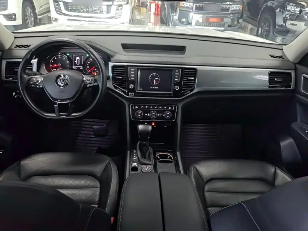 Volkswagen Teramont — миниатюра 10