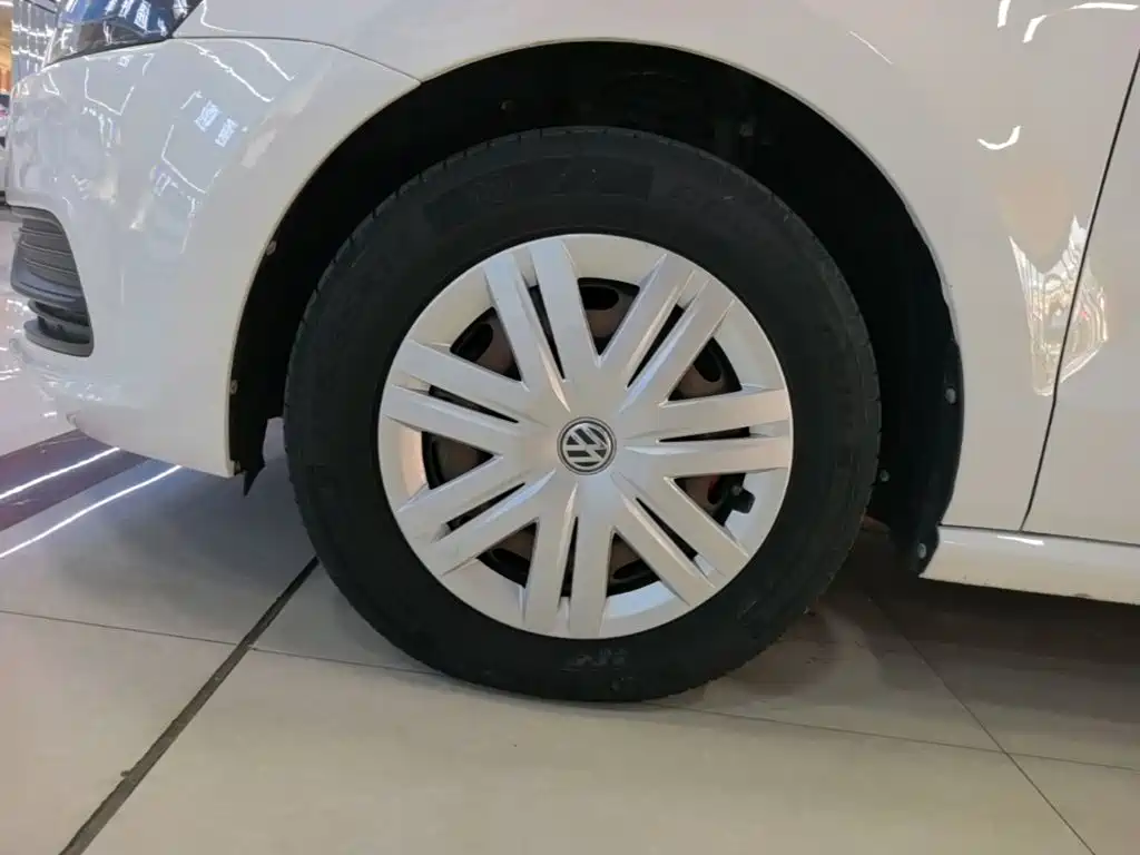 Volkswagen Polo — миниатюра 23