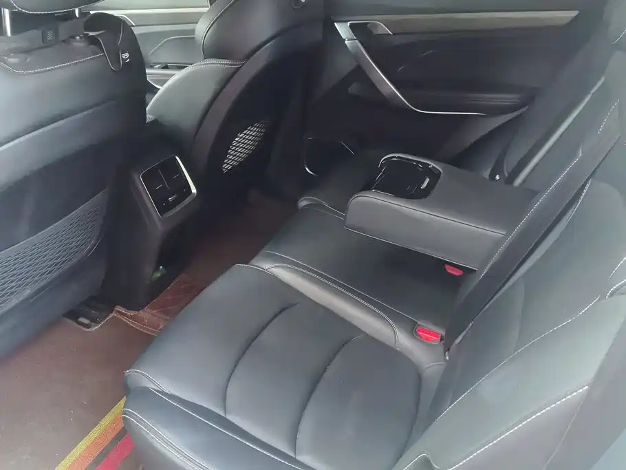 Geely Boyue — миниатюра 11