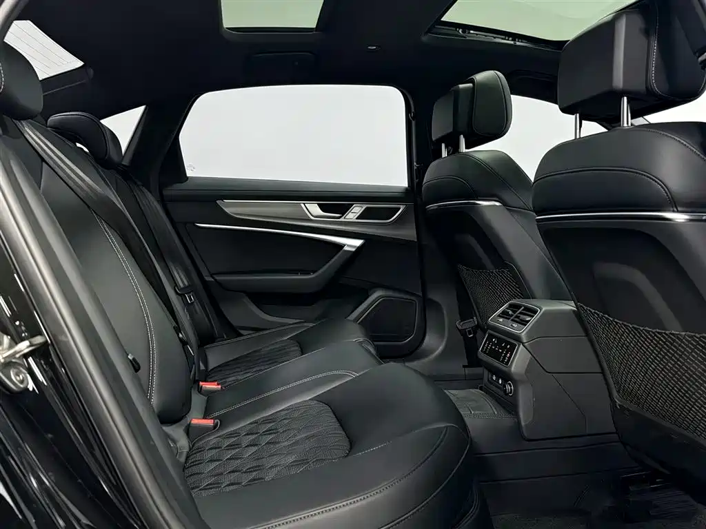Audi A6L — миниатюра 6