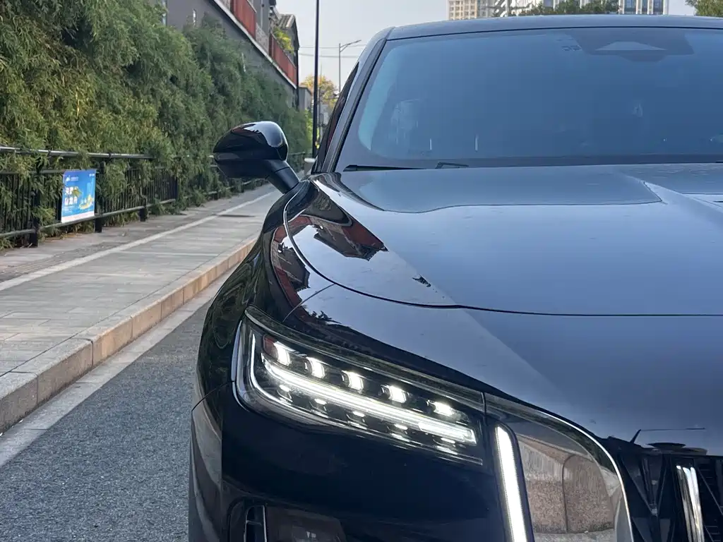 Hongqi Hongqi H5 — миниатюра 4