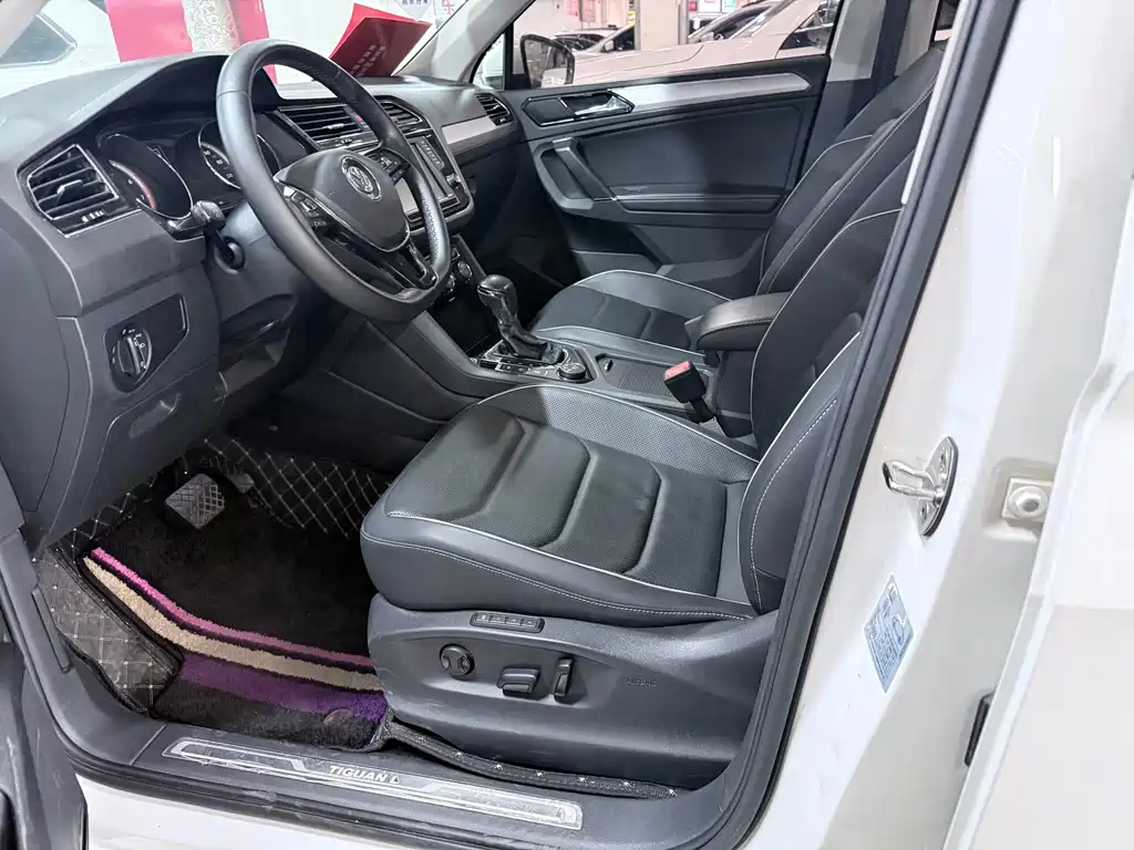 Volkswagen Tiguan L — миниатюра 8