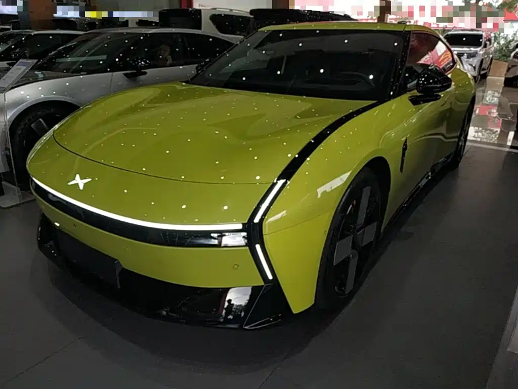 XPeng P7 — миниатюра 2