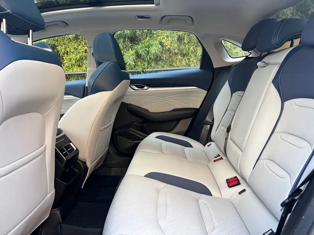 Geely Xingrui — миниатюра 10
