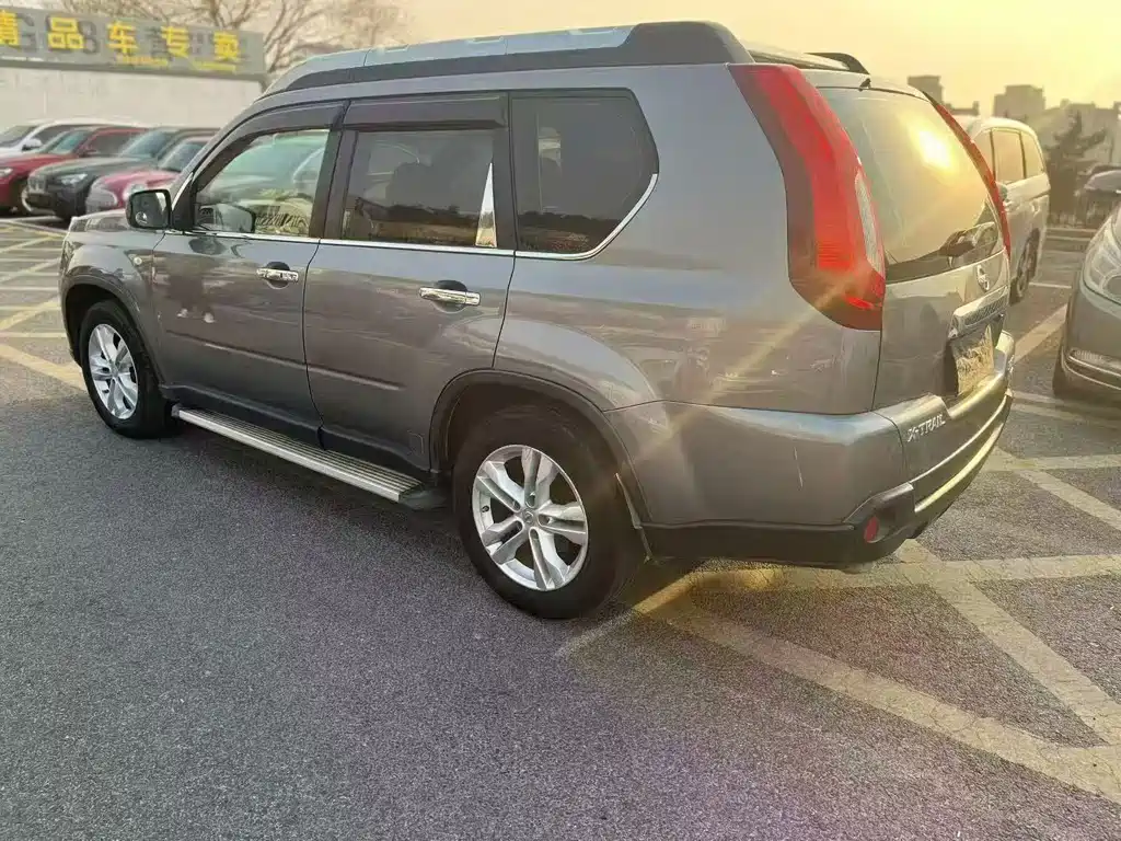 Nissan X-Trail — миниатюра 9