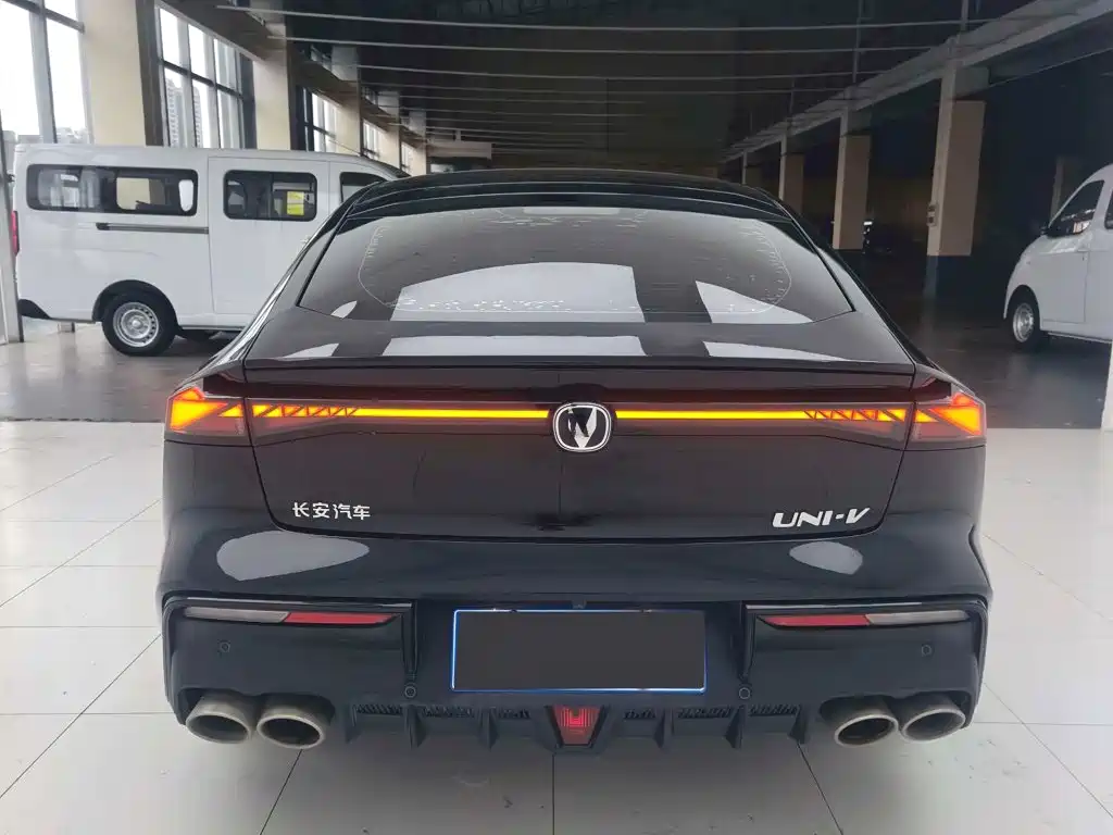 Changan UNI-V — миниатюра 8
