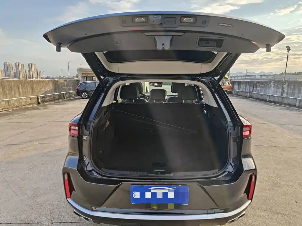 Exeed Lingyun — миниатюра 6