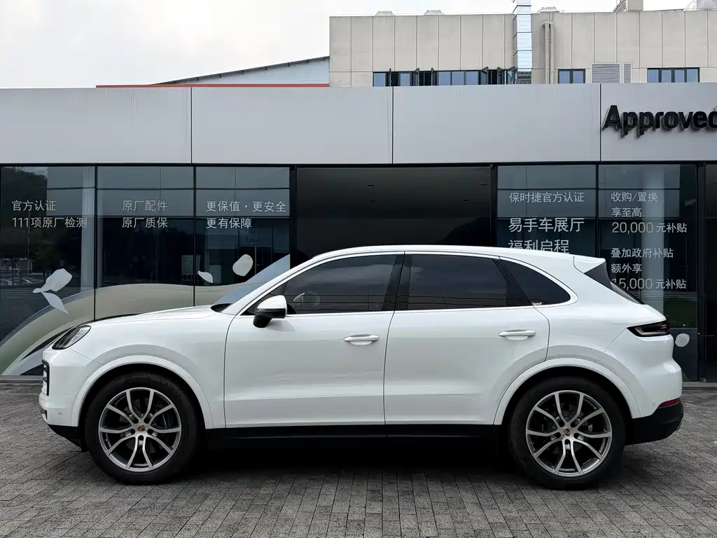Porsche Cayenne — миниатюра 3