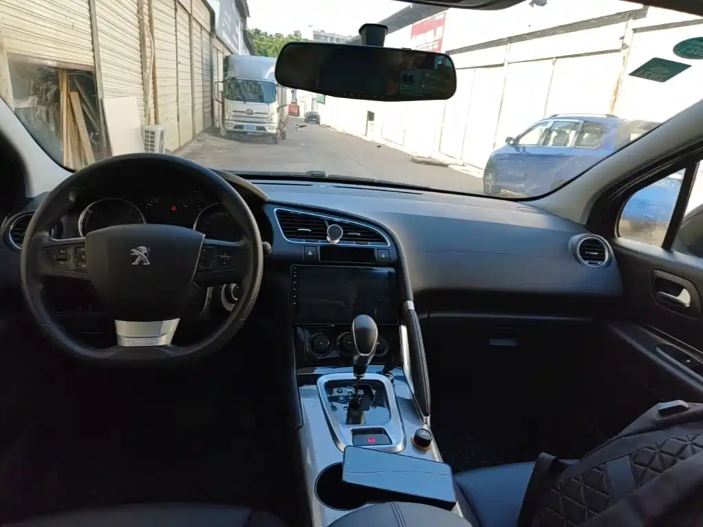 Peugeot 3008 — миниатюра 10