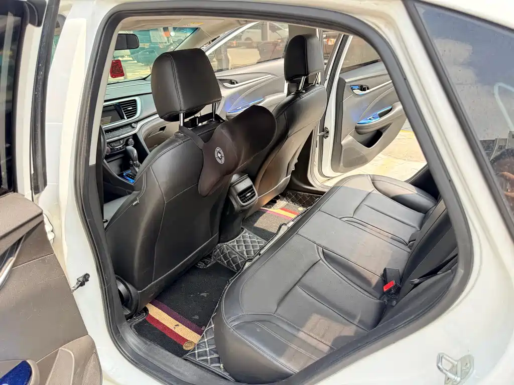 Buick Excelle — миниатюра 6