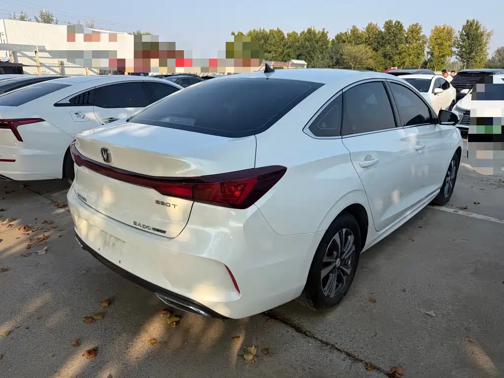 Changan Eado — миниатюра 12