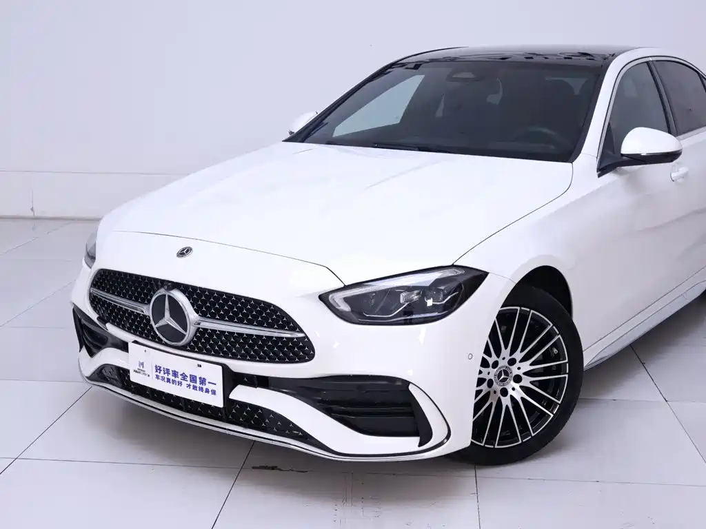 Mercedes-Benz C-Class — миниатюра 3