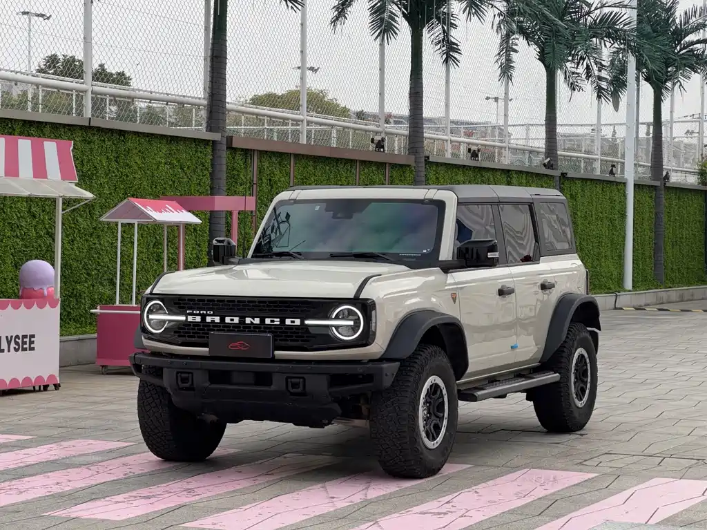 Ford Bronco