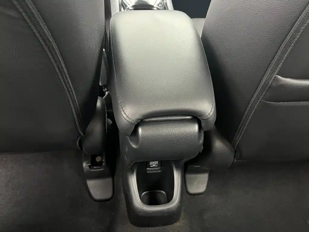 Honda Vezel — миниатюра 8