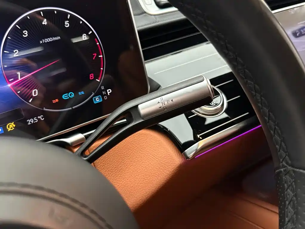 Mercedes-Benz S-Class — миниатюра 18