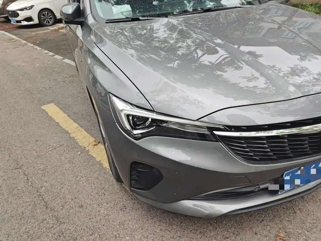 Buick Verano — миниатюра 7