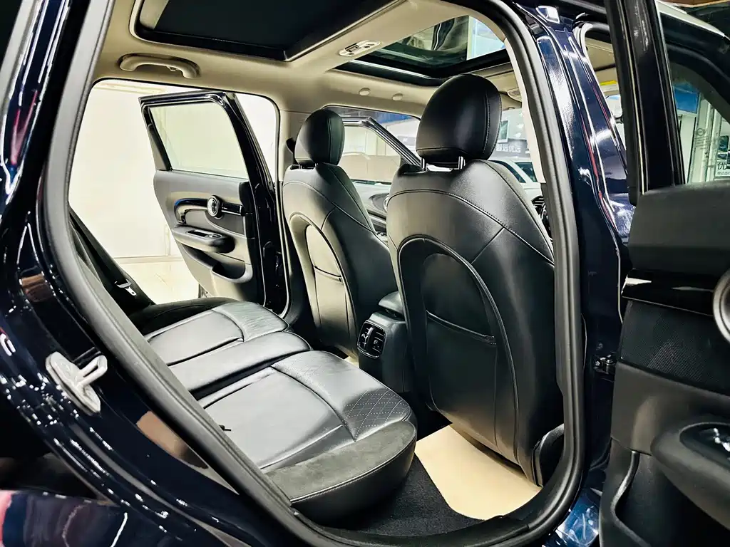 MINI Mini Clubman — миниатюра 18