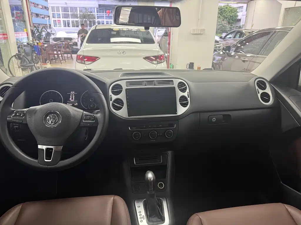 Volkswagen Tiguan — миниатюра 5