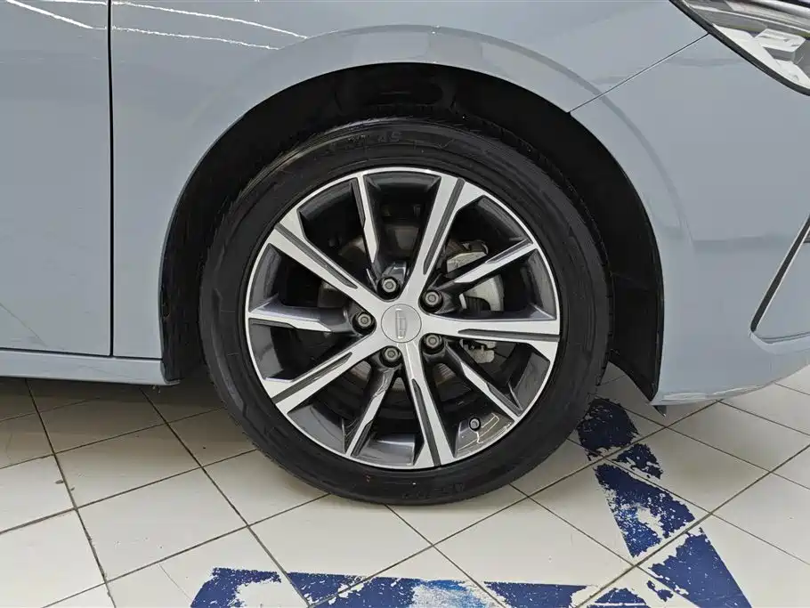 Geely Emgrand 2023 4 Champion 1.5L CVT Luxury