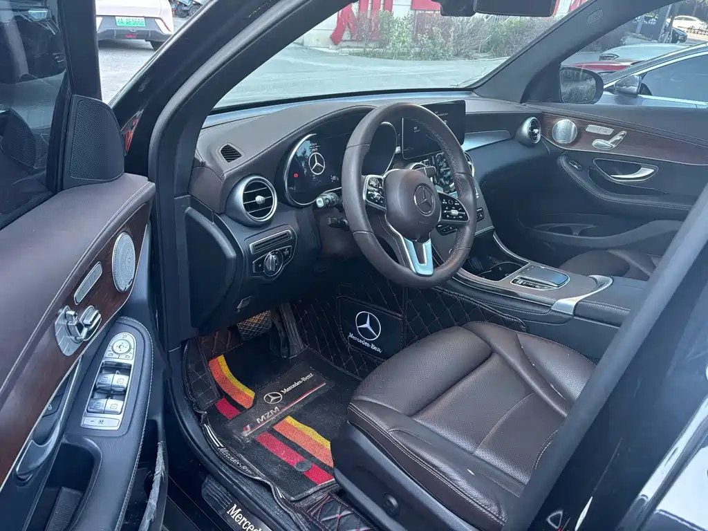 Mercedes-Benz GLC — миниатюра 3