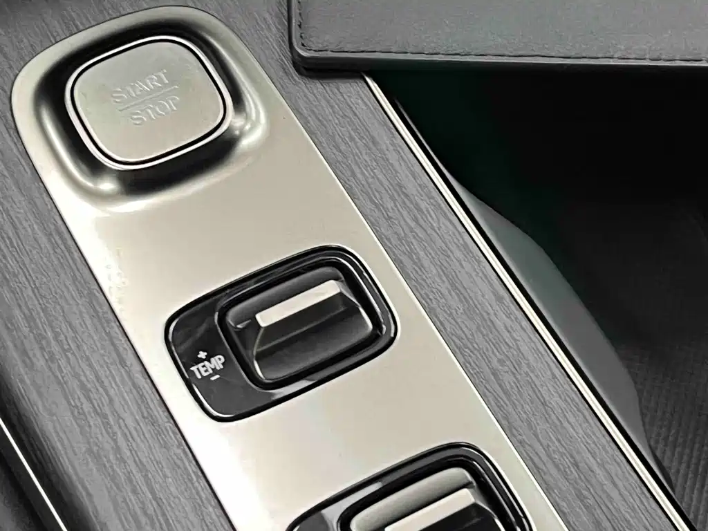 Xiaomi SU7 — миниатюра 19