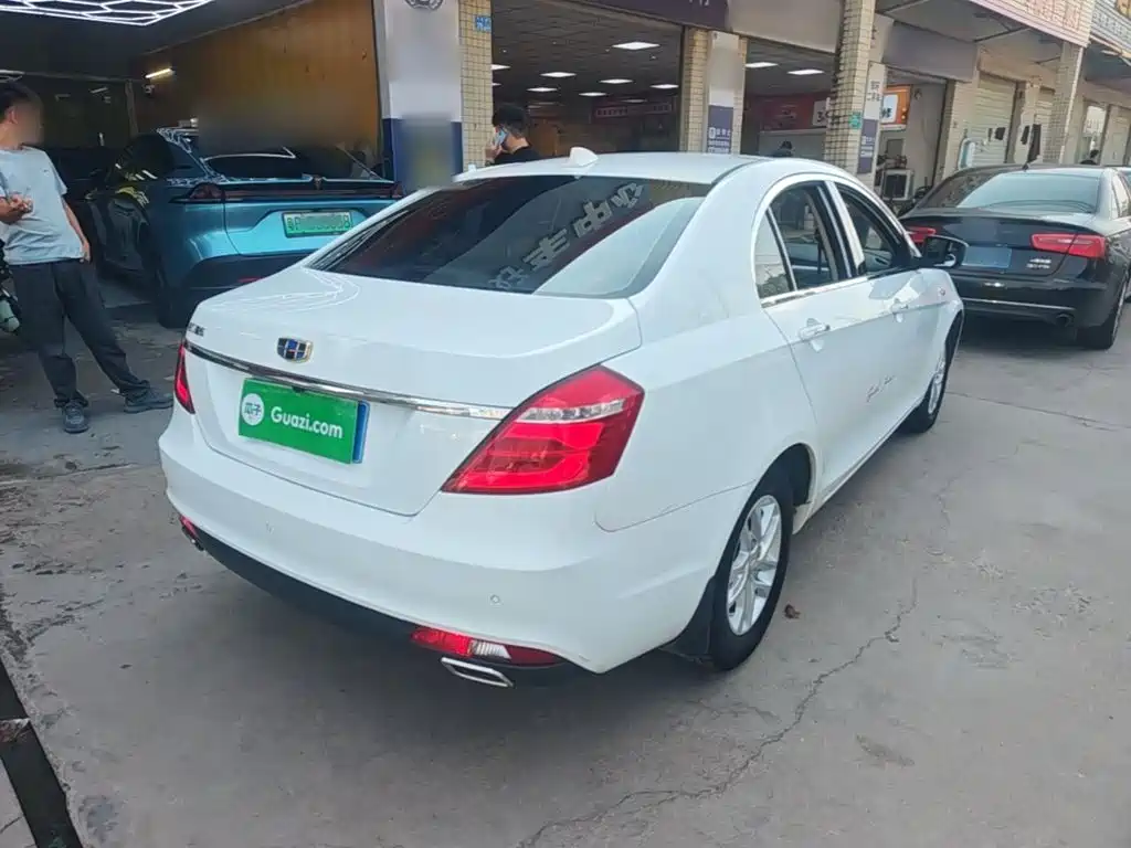 Geely Emgrand — миниатюра 7