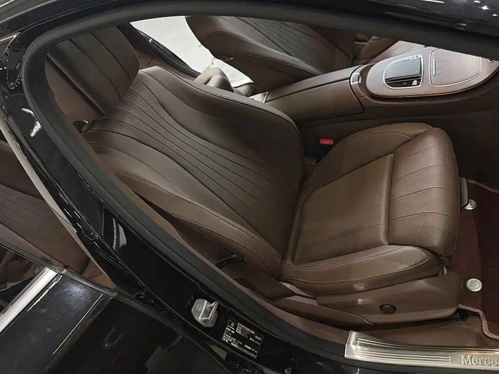 Mercedes-Benz E-Class — миниатюра 22